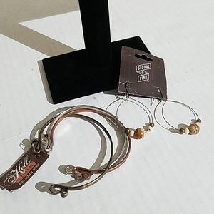 Bracelet and earring bundle B145